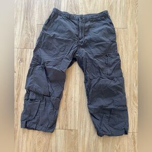 The North Face Gray Cropped Paratrooper Cargo Pants Women Size L
